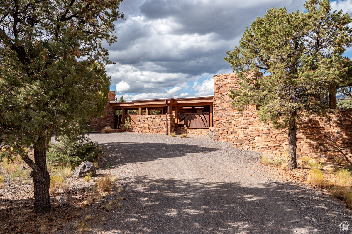 BLACK BOULDER MESA - Residential