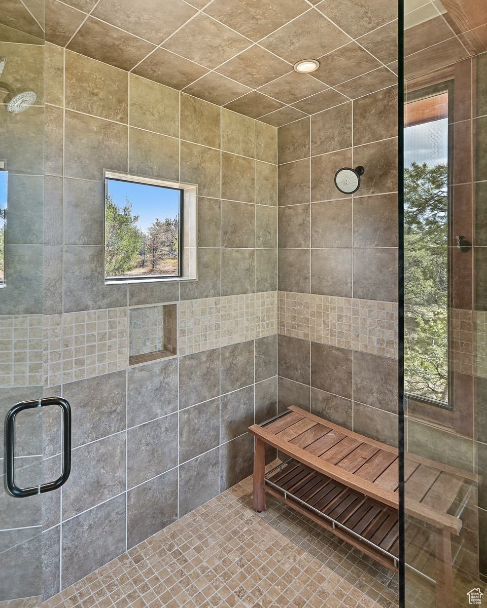 BLACK BOULDER MESA - Residential