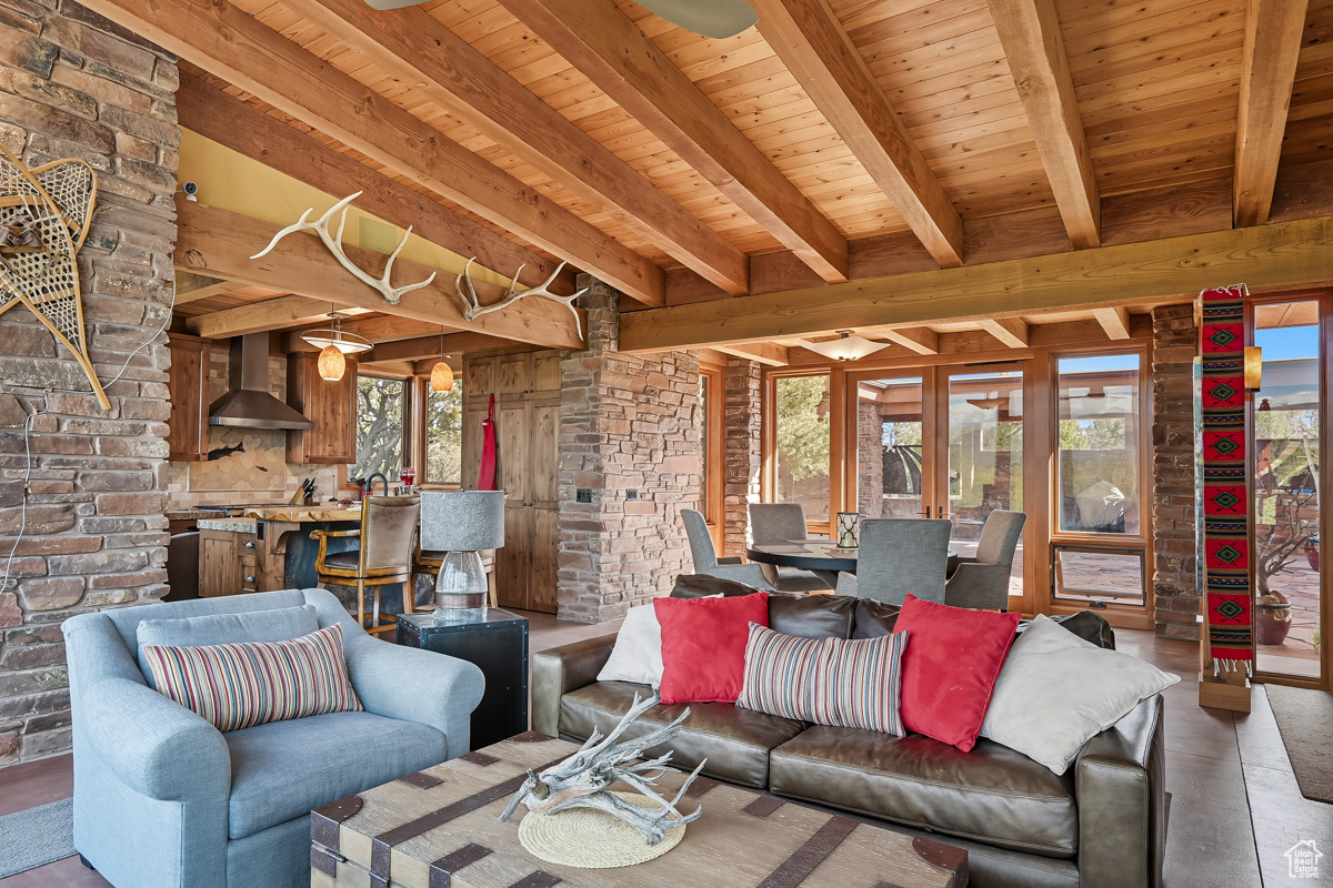 BLACK BOULDER MESA - Residential