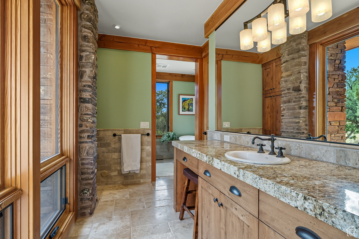 BLACK BOULDER MESA - Residential