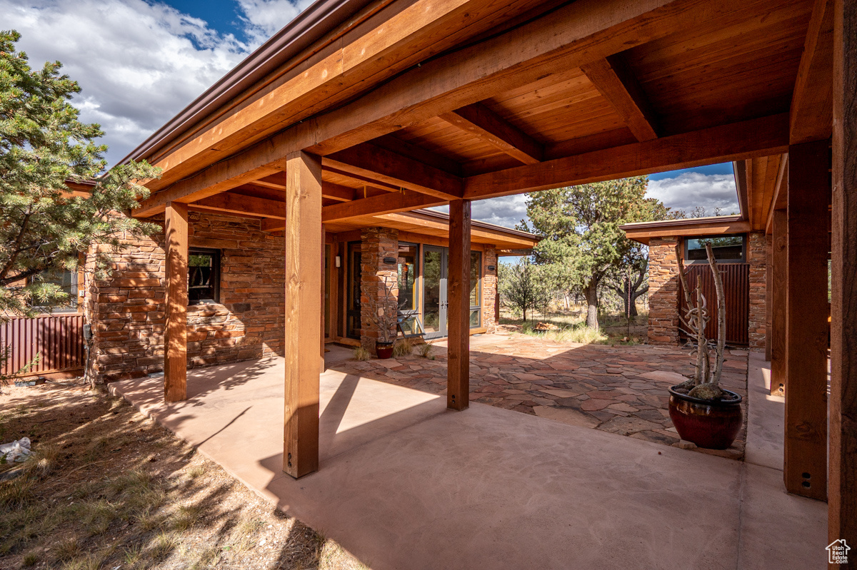 BLACK BOULDER MESA - Residential