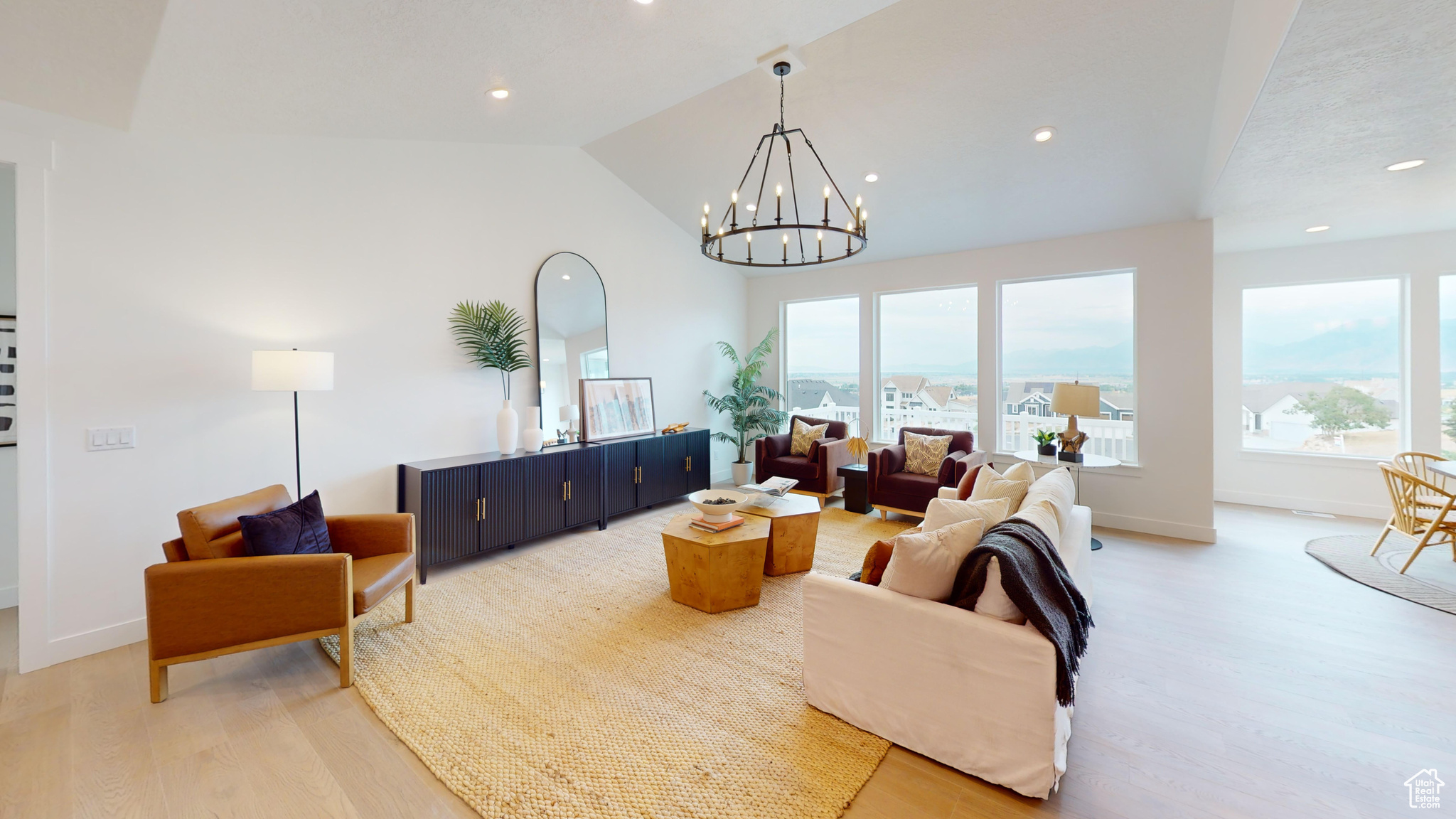 GARRETT'S PLACE - Residential