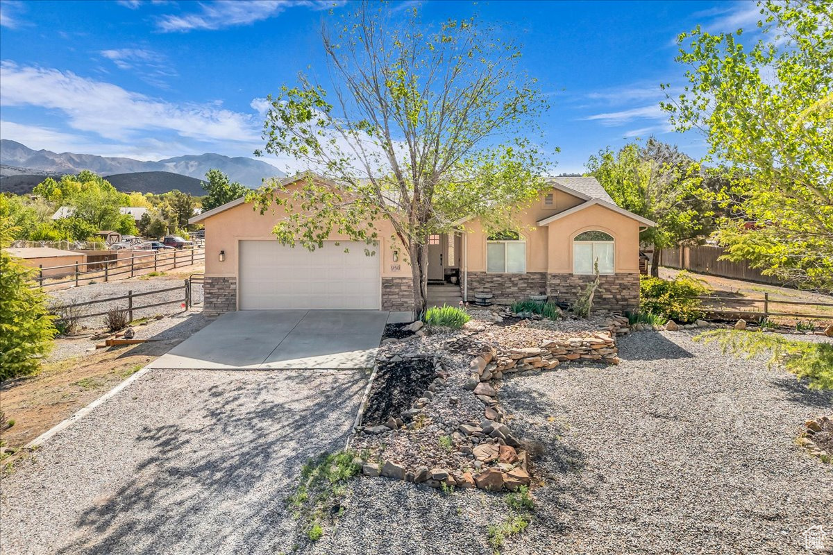 950 N Horsemans Park Dr, Dammeron Valley, Utah image 1