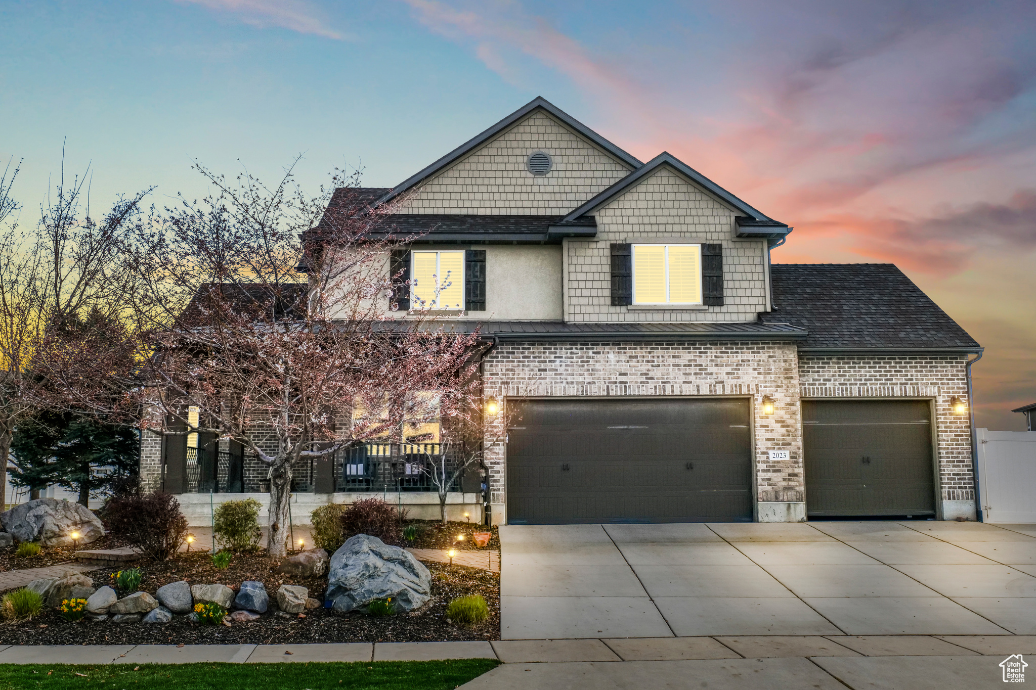 1892 S Mountain View Blvd, Woods Cross, Utah image 3