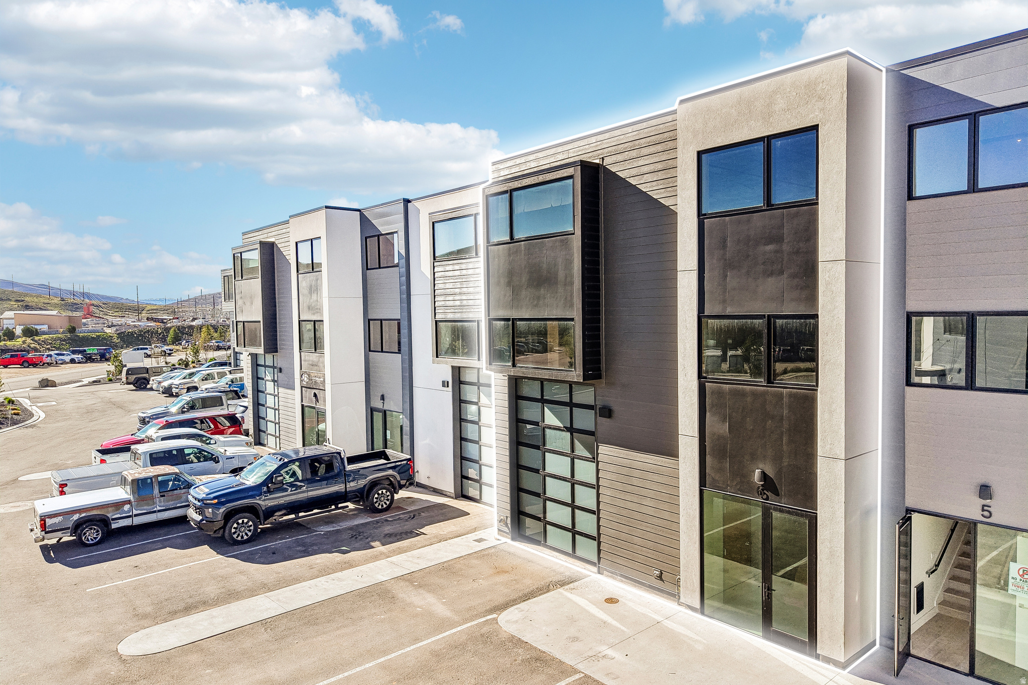 ALTITUDE LOFT CONDOMINIUMS - Residential