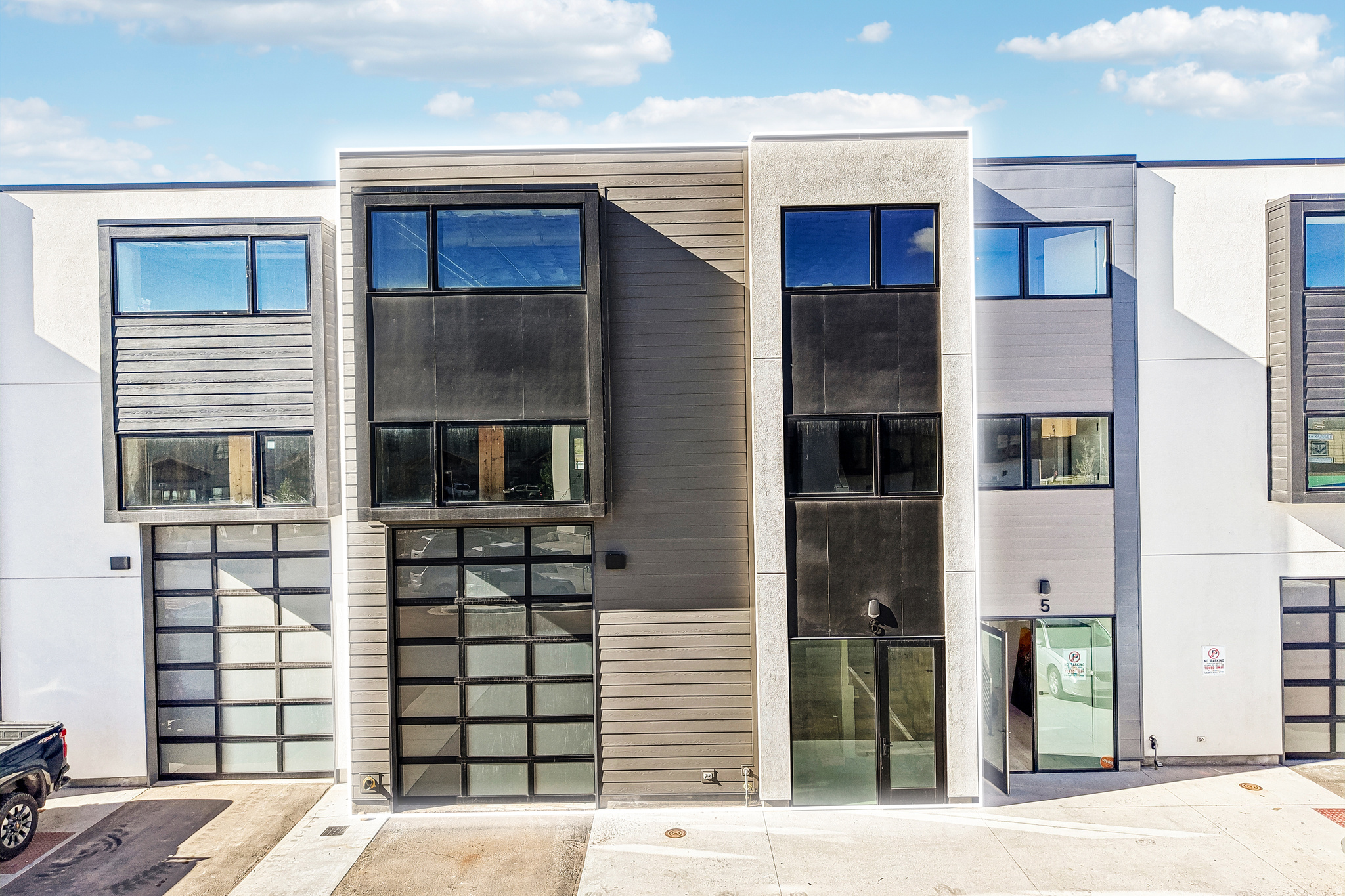 ALTITUDE LOFT CONDOMINIUMS - Residential