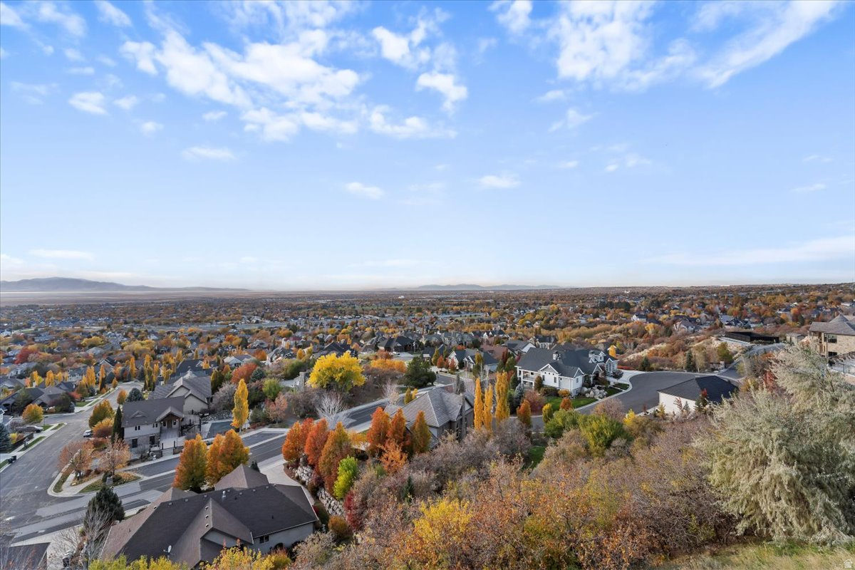 DEER CREST AT HIDDEN SPRINGS - Residential
