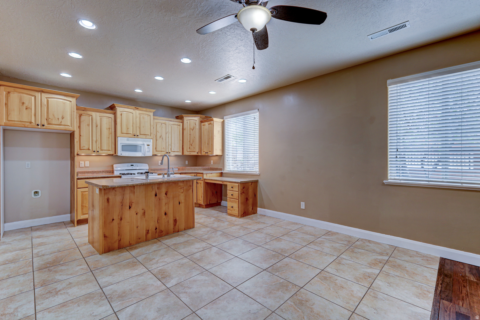 ESTATES AT HIDDEN VALLEY PH 2 - Residential