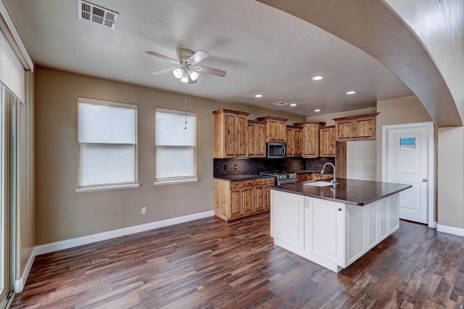 ESTATES AT HIDDEN VALLEY PH 2 - Residential