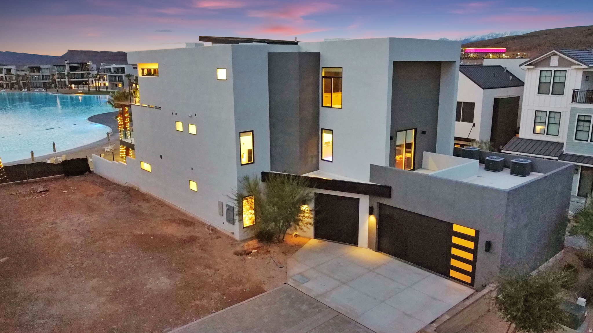 DESERT COLOR RESORT - Residential