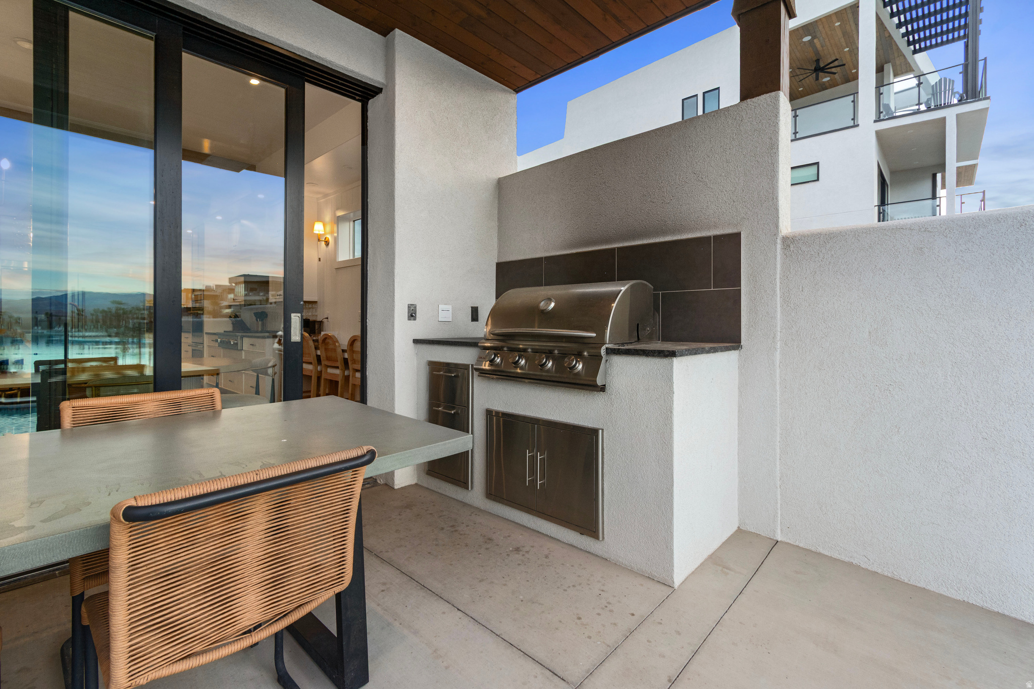 DESERT COLOR RESORT - Residential