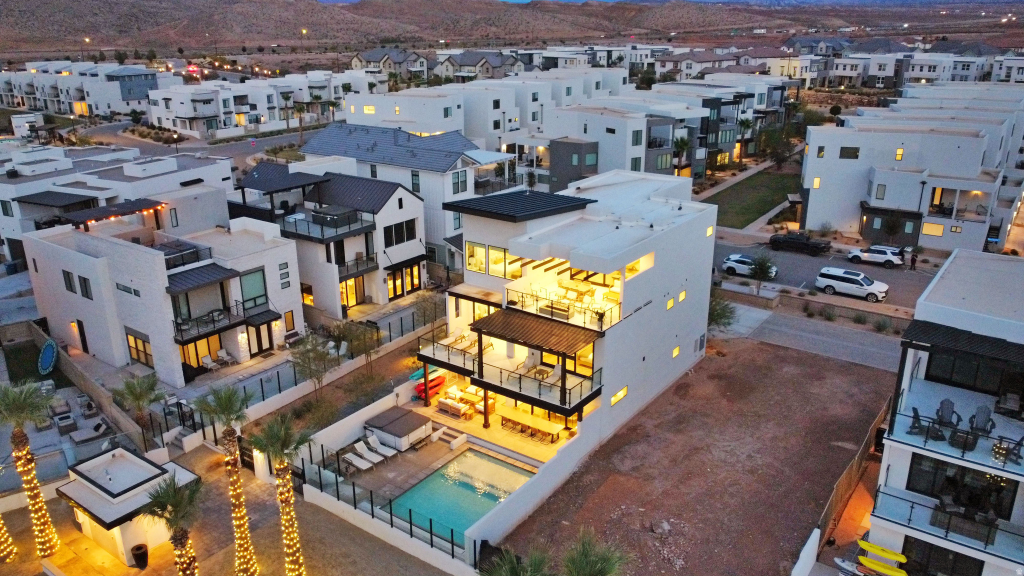 DESERT COLOR RESORT - Residential