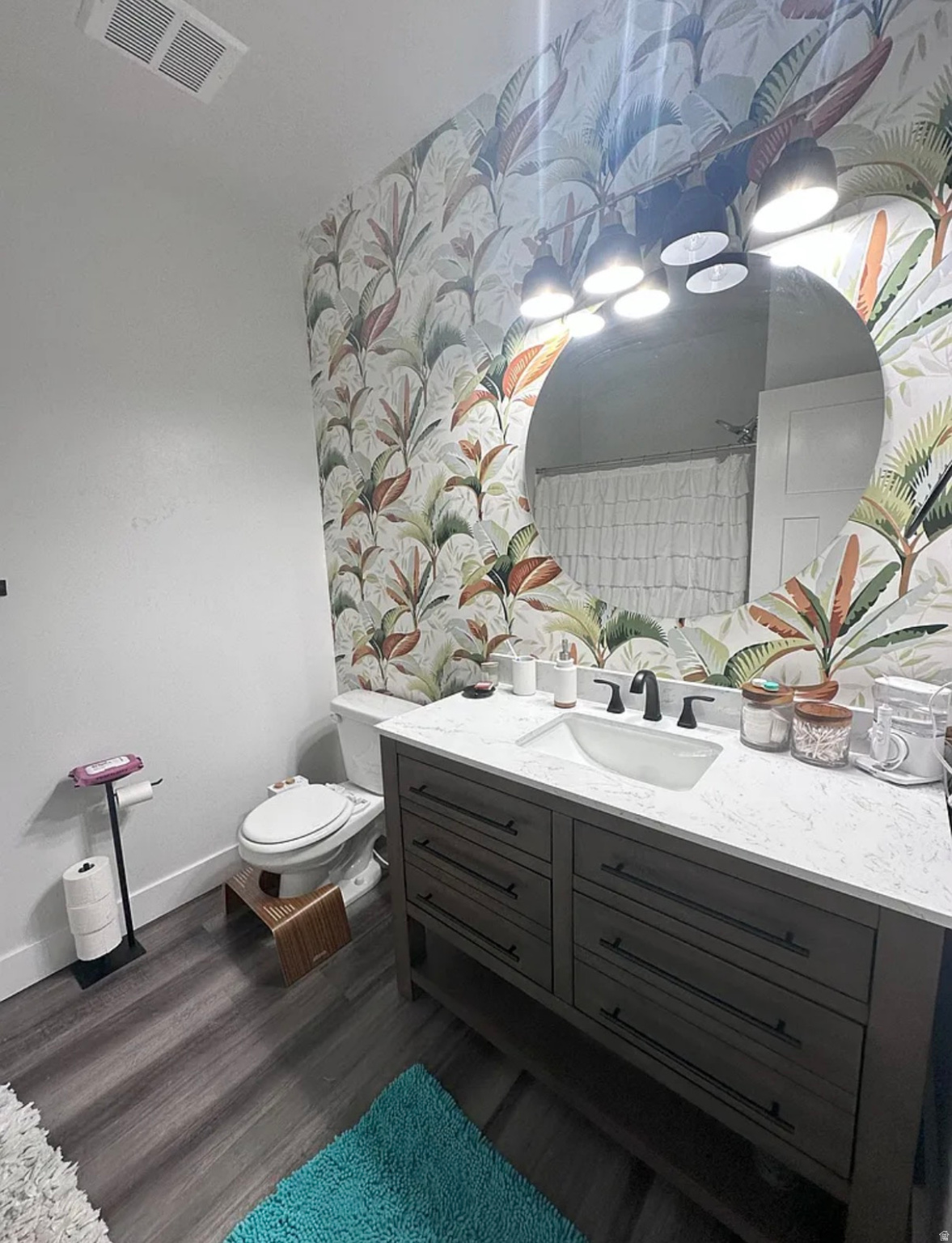 QUAILHILL - Residential