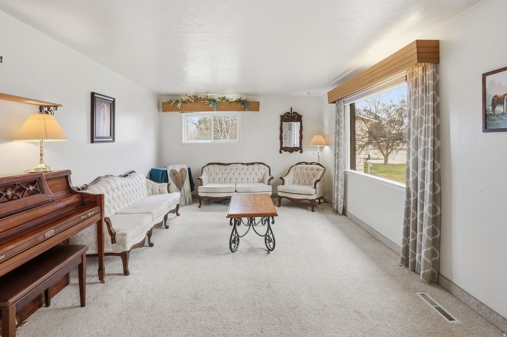 Photo of 394 W 1ST S, Preston, ID 83263 (MLS # 2141845)