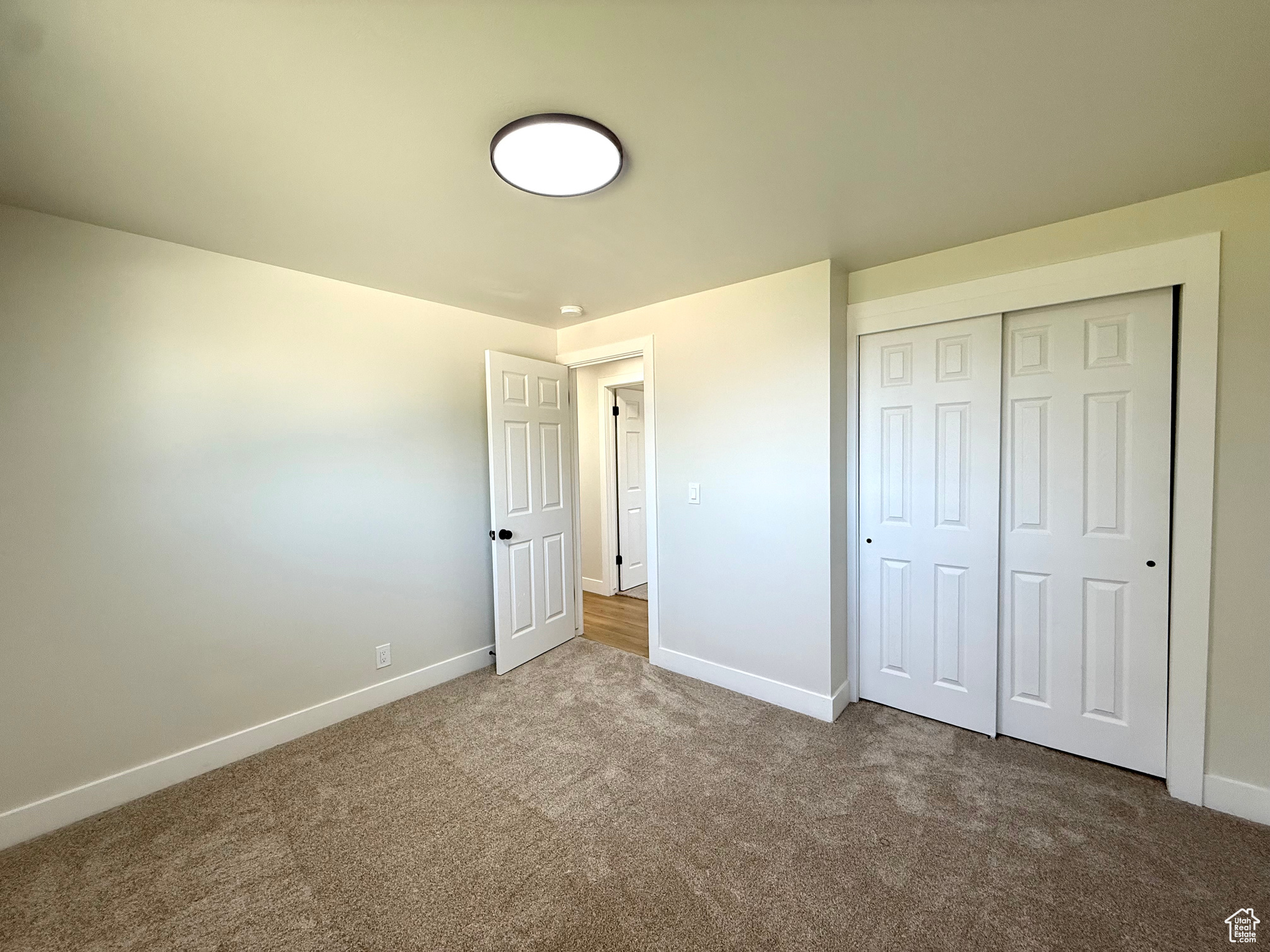 RIDGEWOOD ESTATES - Residential