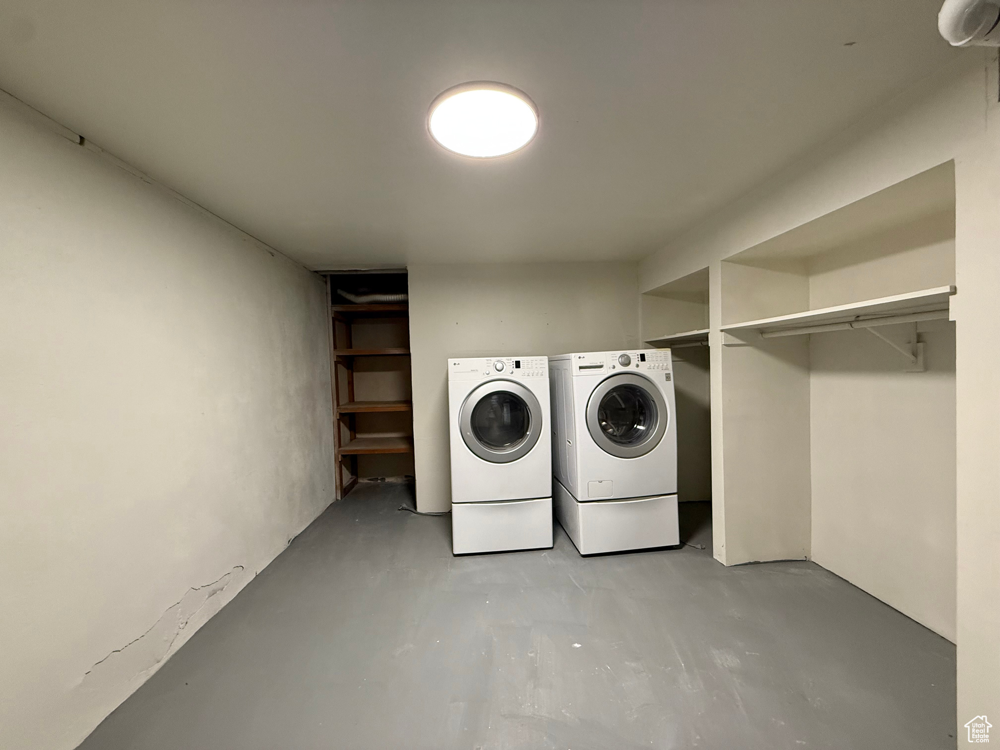 RIDGEWOOD ESTATES - Residential
