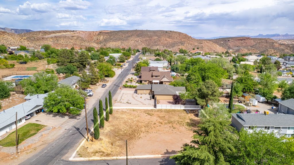 Photo of 62 VISTA AVE, Leeds, UT 84746 (MLS # 2148854)