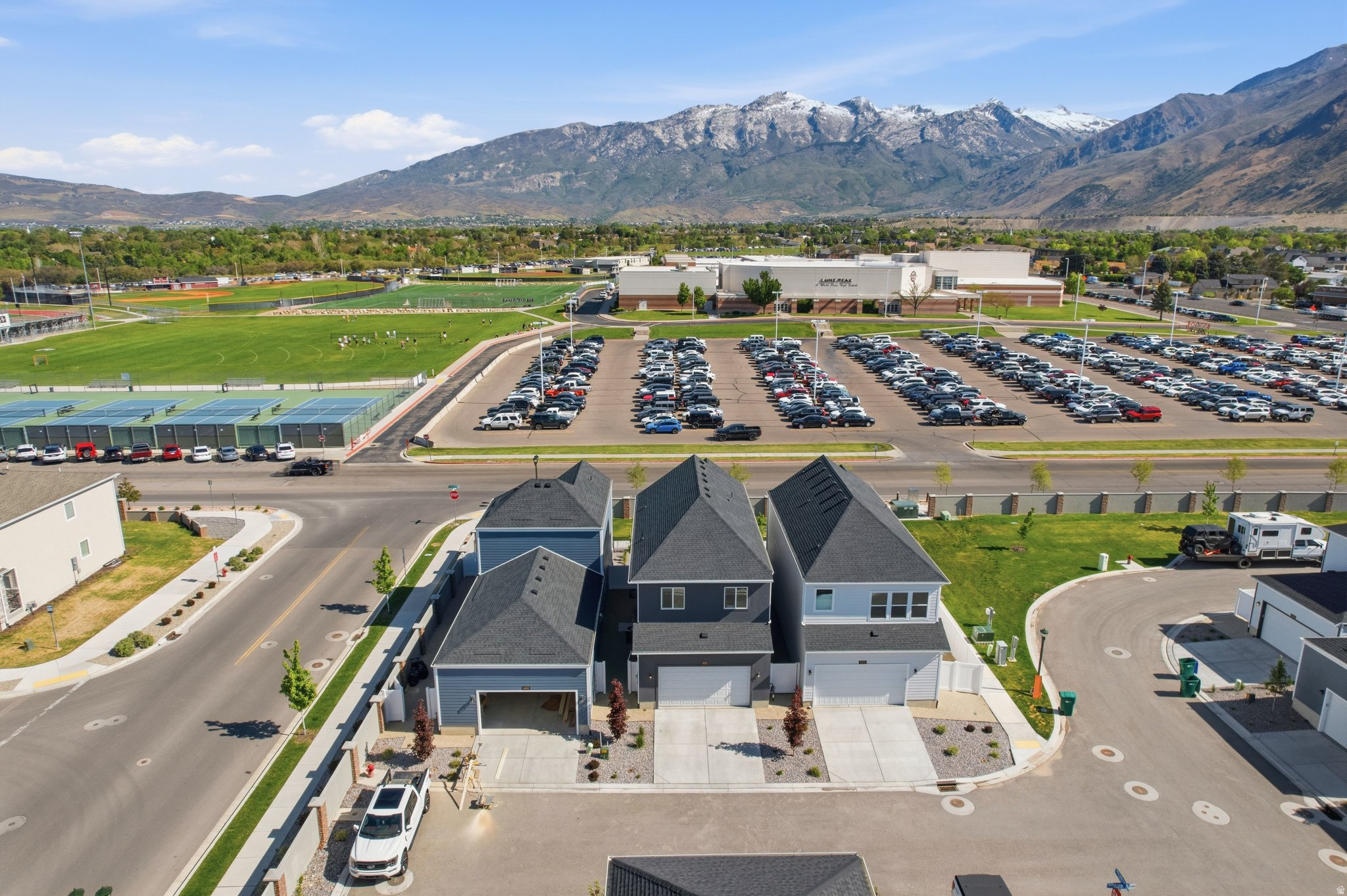 RIDGEVIEW - Residential