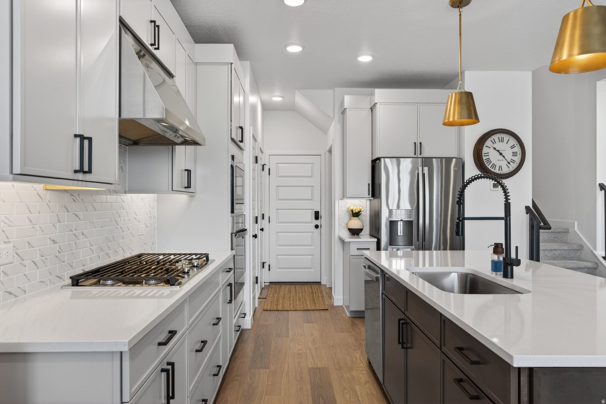 RIDGEVIEW - Residential