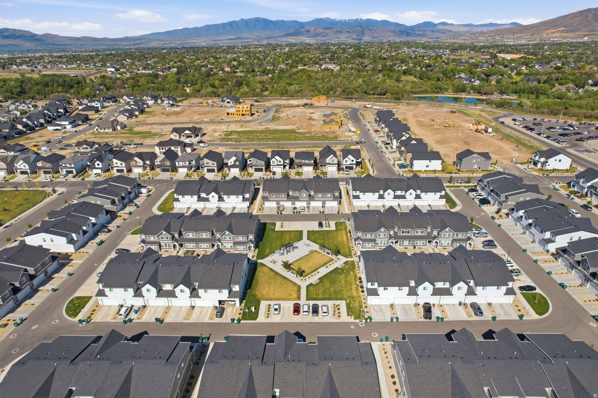 RIDGEVIEW - Residential