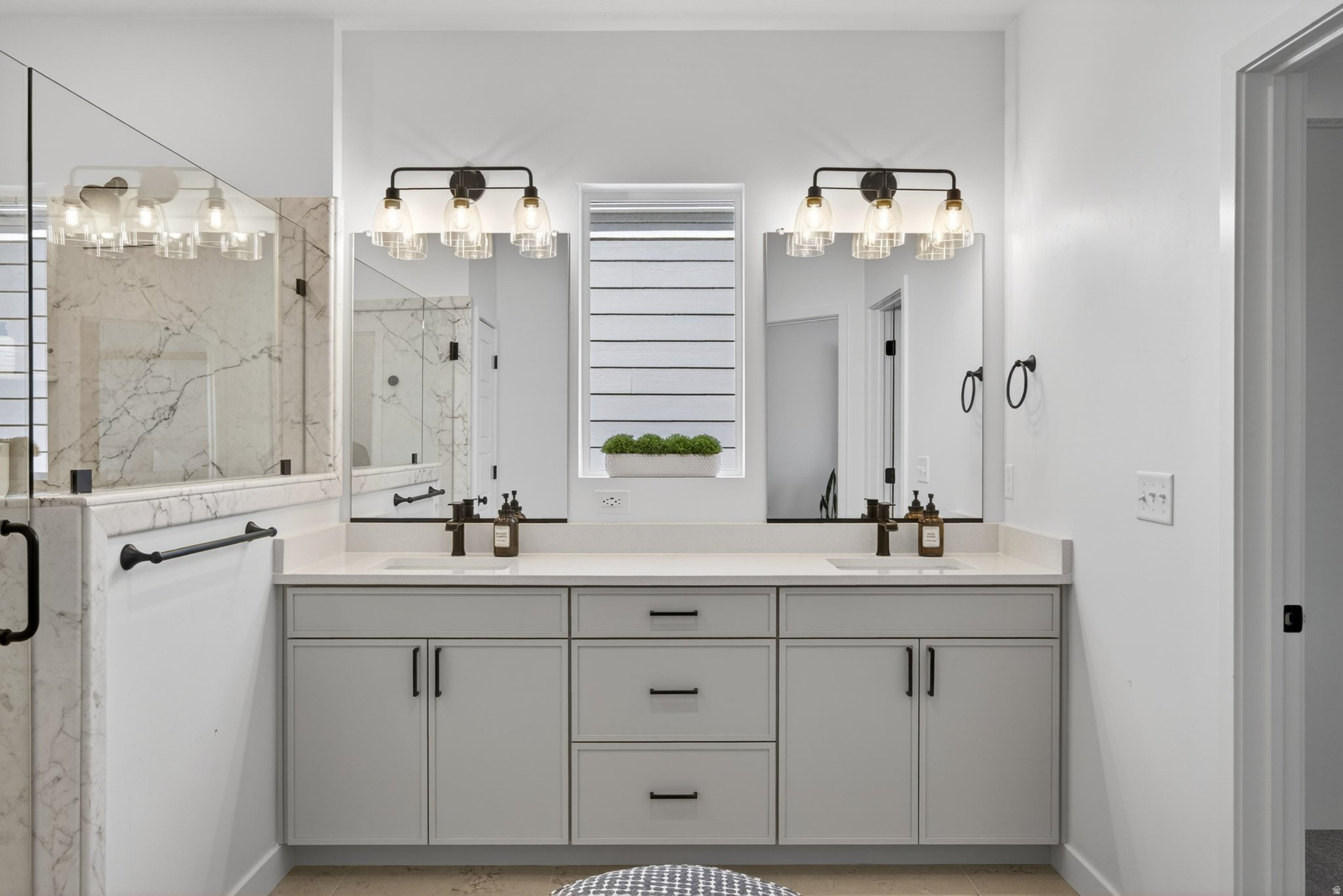 RIDGEVIEW - Residential