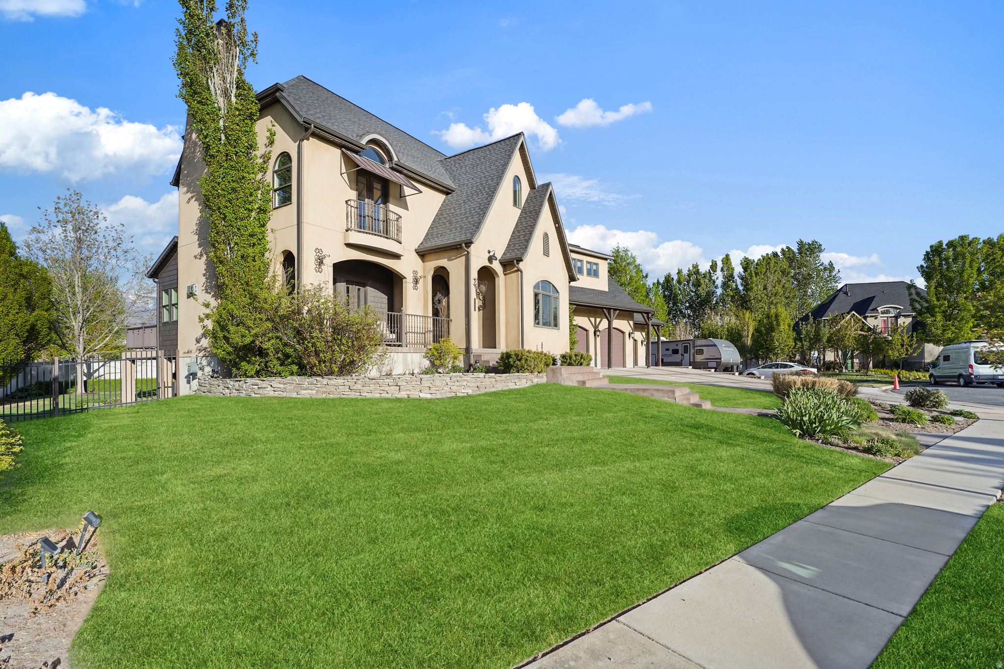 DURRANT MEADOWS - Residential