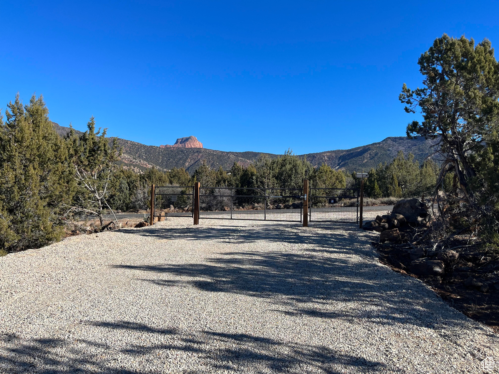 3268 S Canyon Cv, New Harmony, Utah image 1