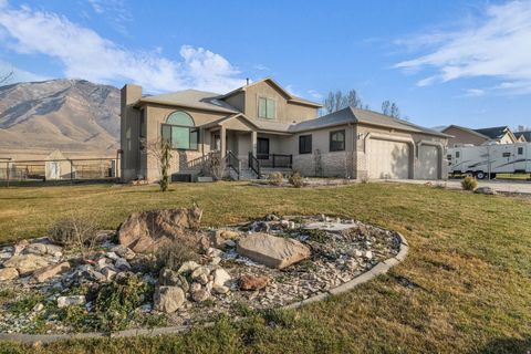 Tiny photo for 7362 FOOTHILL DR, Tooele, UT 84074 (MLS # 2130729)