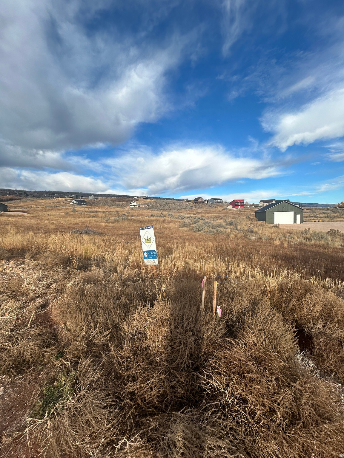 GOLF COURSE SUB - Land