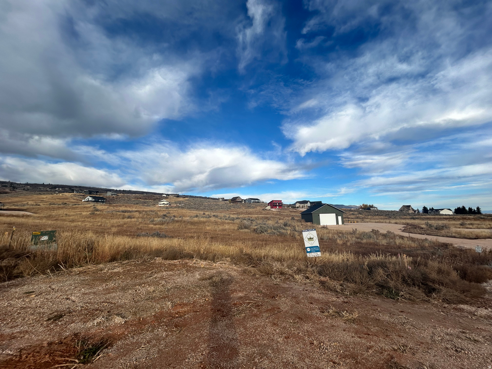 GOLF COURSE SUB - Land