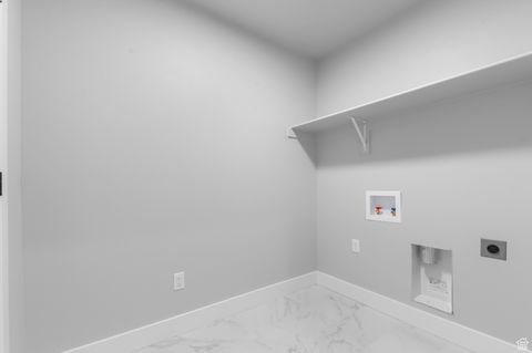 Tiny photo for 504 W MAIDENGRASS WAY, Draper, UT 84020 (MLS # 2116069)