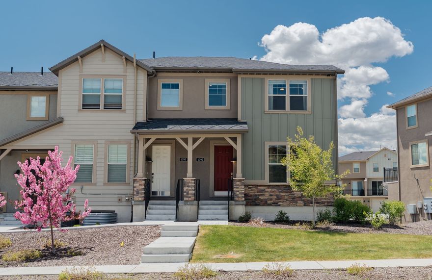 This spacious and light-filled 4-bedroom, 3.5-bath townhome in Wasatch Springs features an open-concept main level with a contemporary kitchen, dining area, and a generous living space that opens to a private deck. The lower level includes a 2-car garage and a guest bedroom, while the top floor offers three additional bedrooms, including the primary suite, and a washer/dryer. Located less than 10 minutes from Park City, Deer Valley East Village, and Kimball Junction, and only two minutes from the Richardson Flat Park & Ride. Owners can obtain a membership to the Onyx Club at Black Rock Mountain Resort to access amenities such as a gym, sauna, steam room, and pool. The resort also offers Ice Hockey tournaments and events throughout the year.