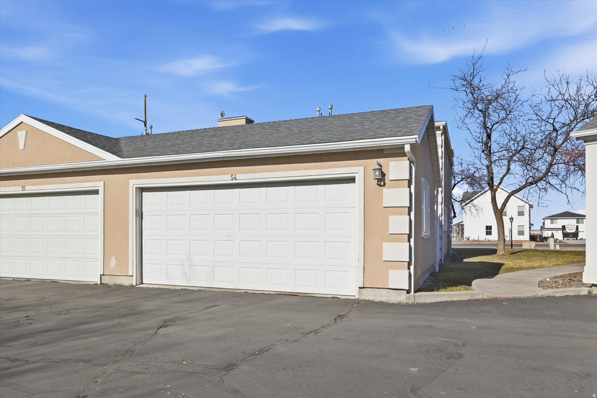 YORKSHIRE VILLAGE - Residential