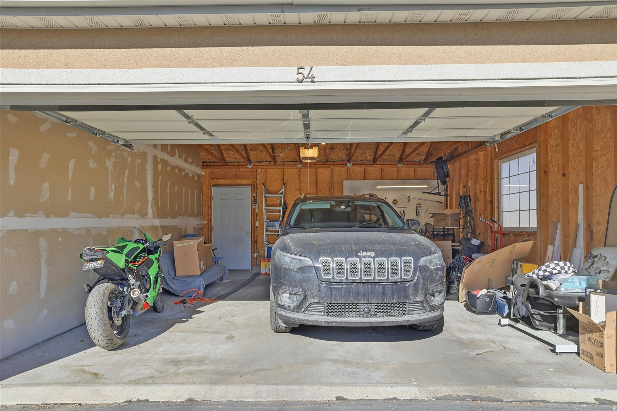 YORKSHIRE VILLAGE - Residential