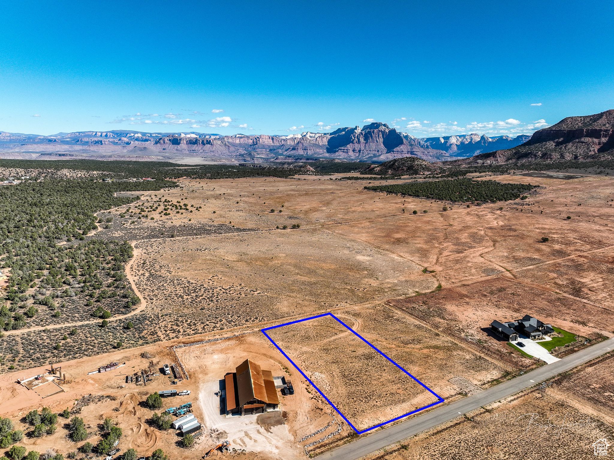 WELLS ESTATES - Land