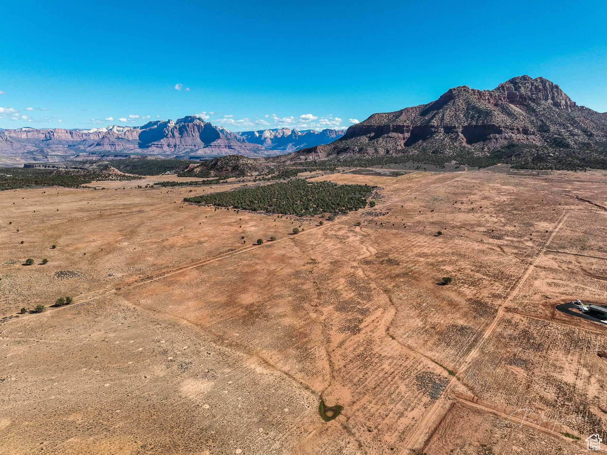 WELLS ESTATES - Land