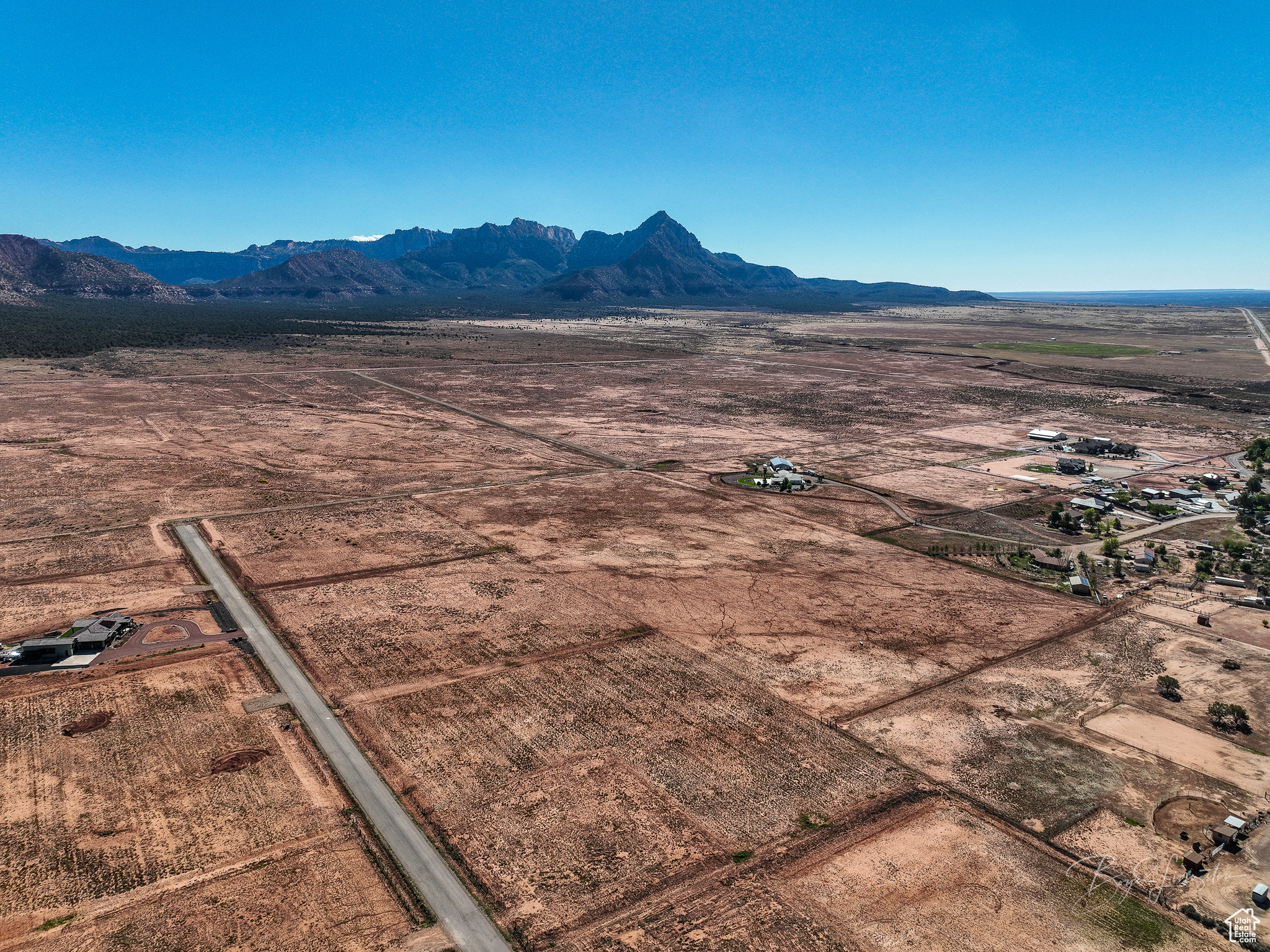 WELLS ESTATES - Land