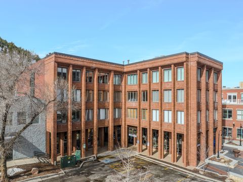 Photo of 580 MAIN ST #402, Park City, UT 84060 (MLS # 2142291)