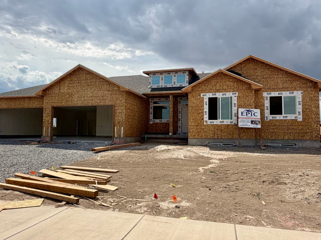 Photo of 184 N AX HANDLE DR, Grantsville, UT 84029 (MLS # 2178350)