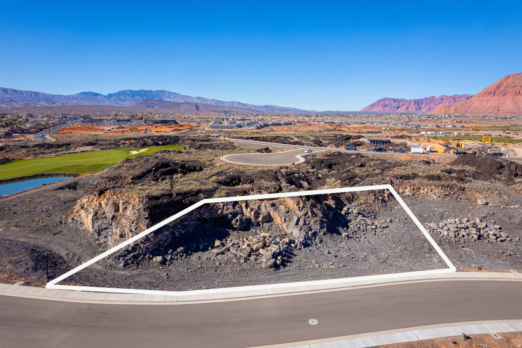 SOUTH VILLAGE AT BLACK DESERT - Land