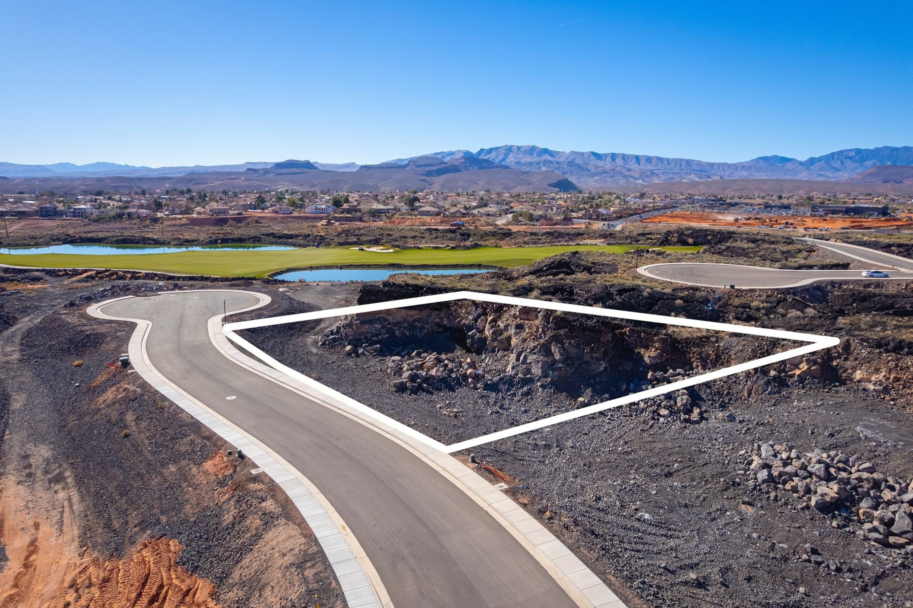 SOUTH VILLAGE AT BLACK DESERT - Land