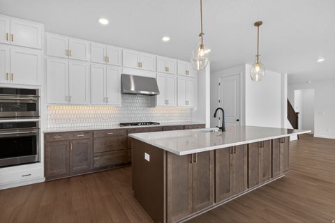 Tiny photo for 1208 W MAHOGANY St S, Saratoga Springs, UT 84045 (MLS # 2143829)