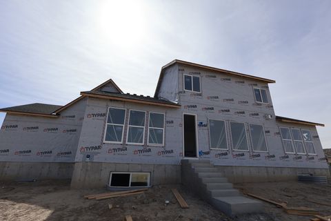 Tiny photo for 1208 W MAHOGANY St S, Saratoga Springs, UT 84045 (MLS # 2143829)