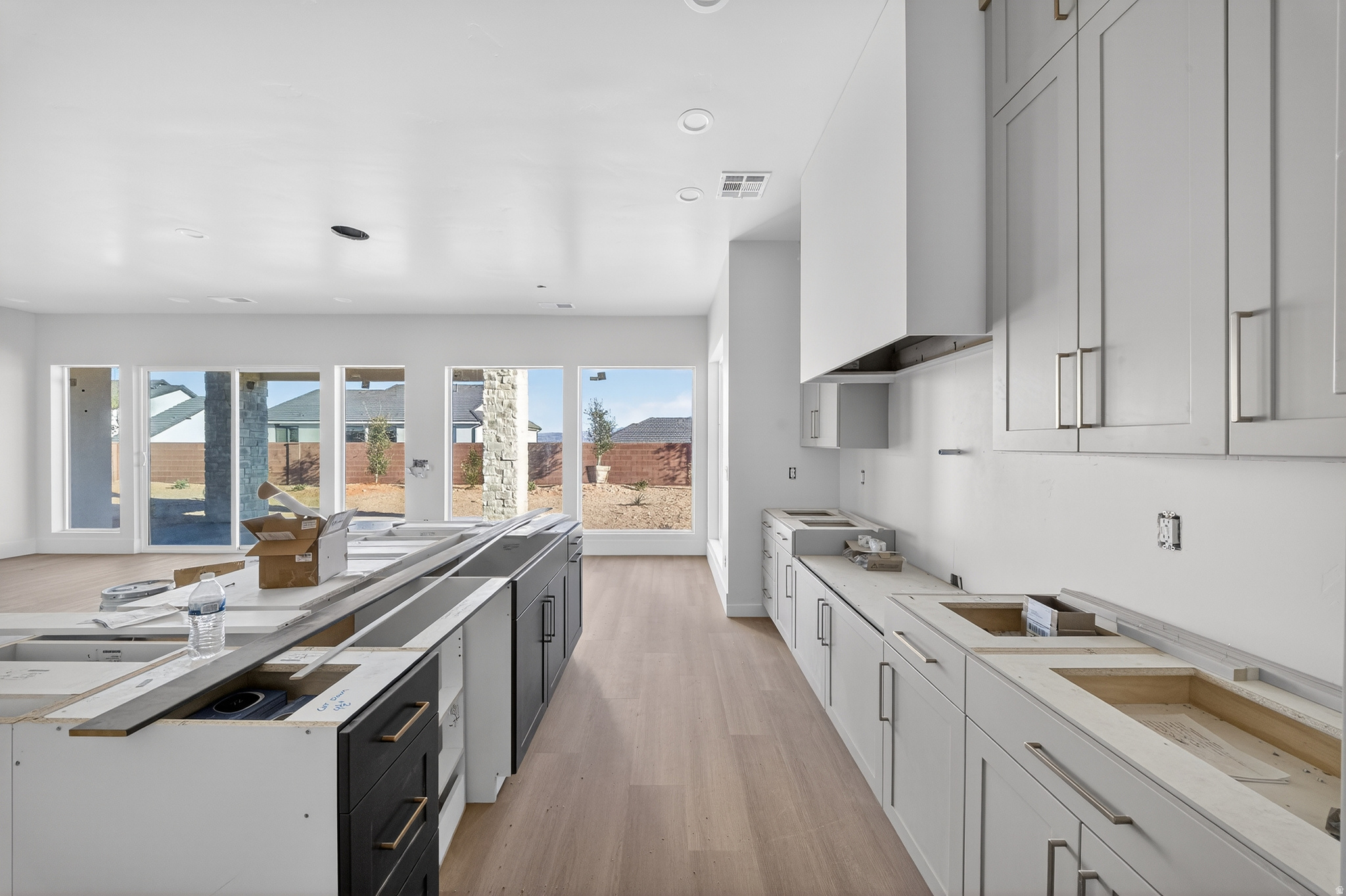 DESERT SOLACE - Residential