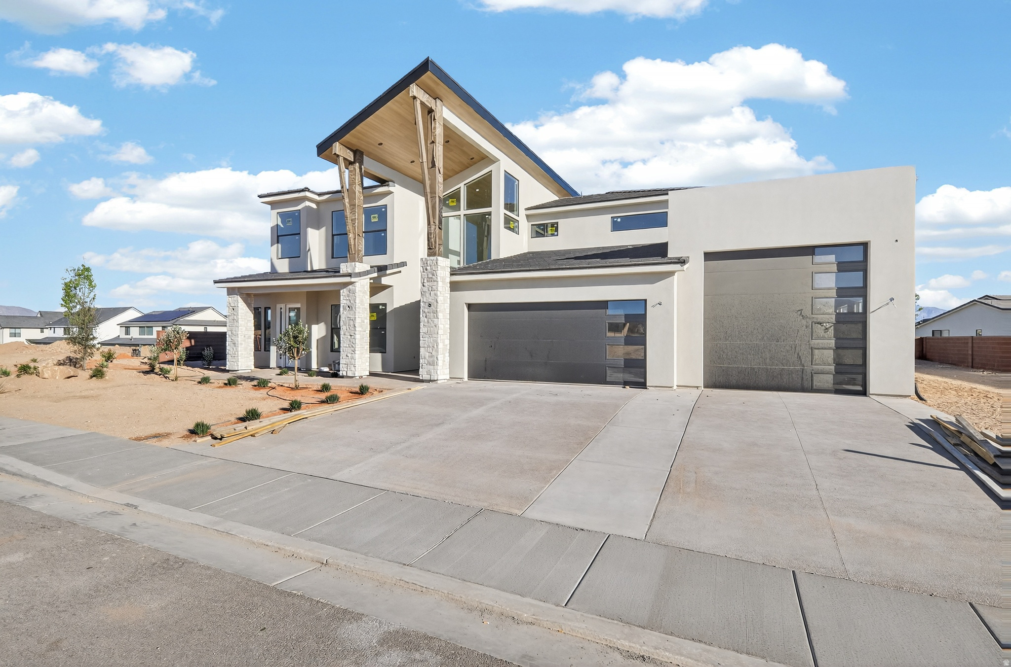 DESERT SOLACE - Residential