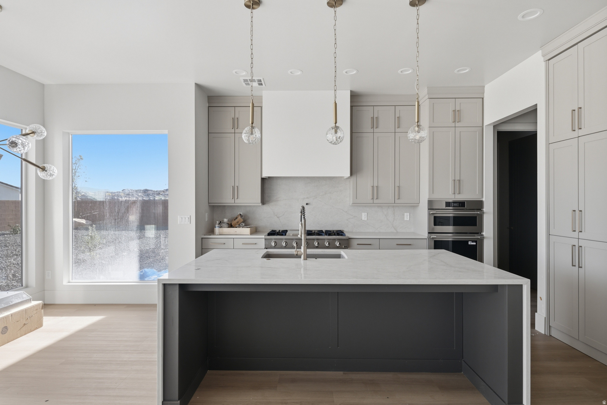 DESERT SOLACE - Residential