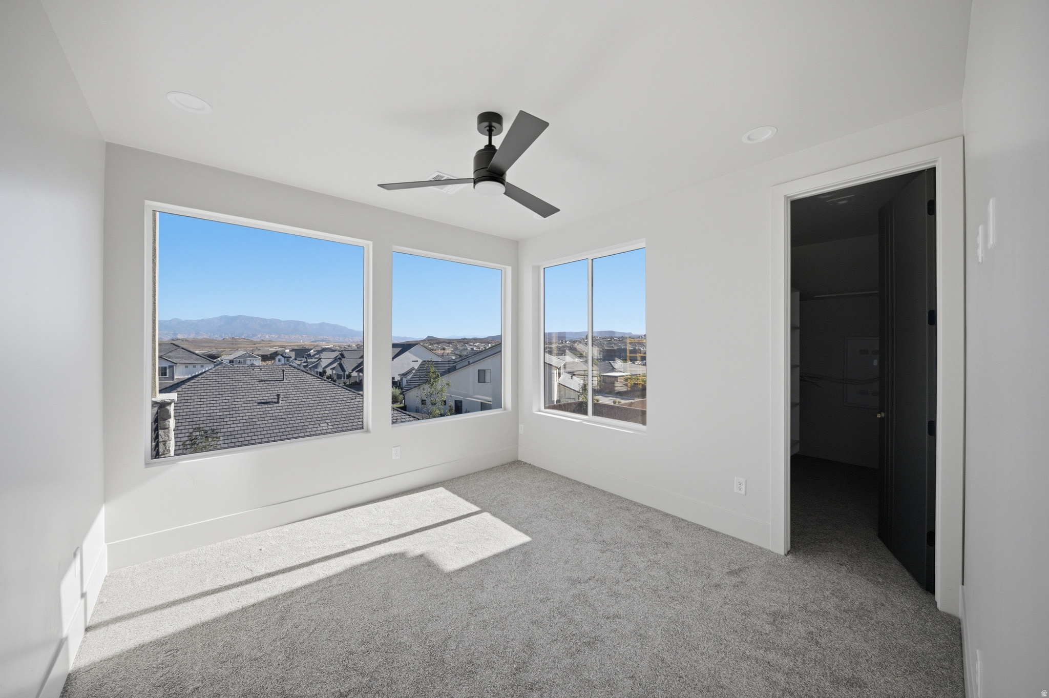 DESERT SOLACE - Residential