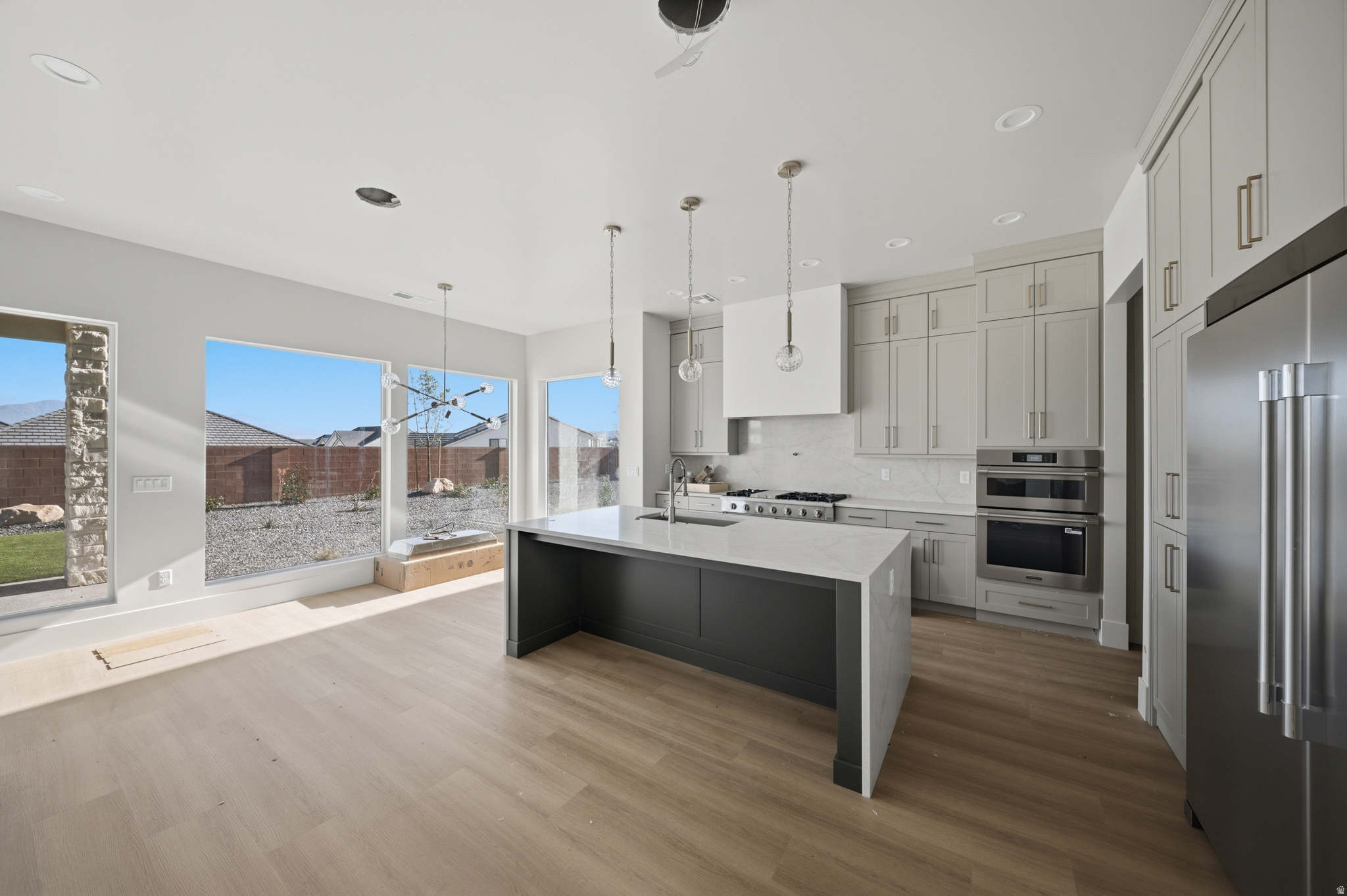 DESERT SOLACE - Residential