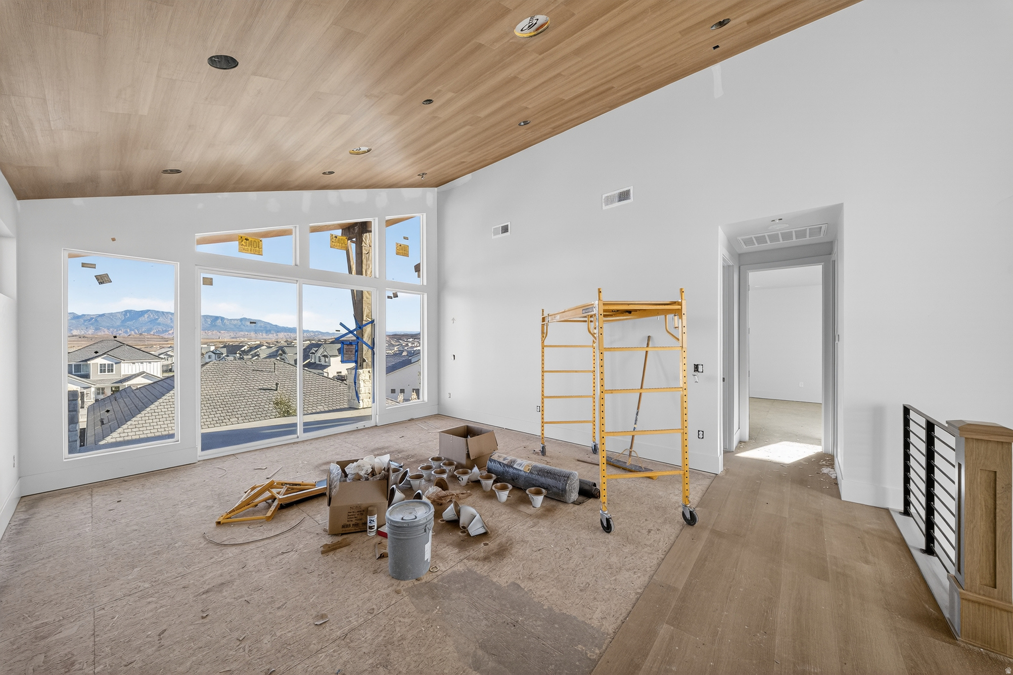 DESERT SOLACE - Residential