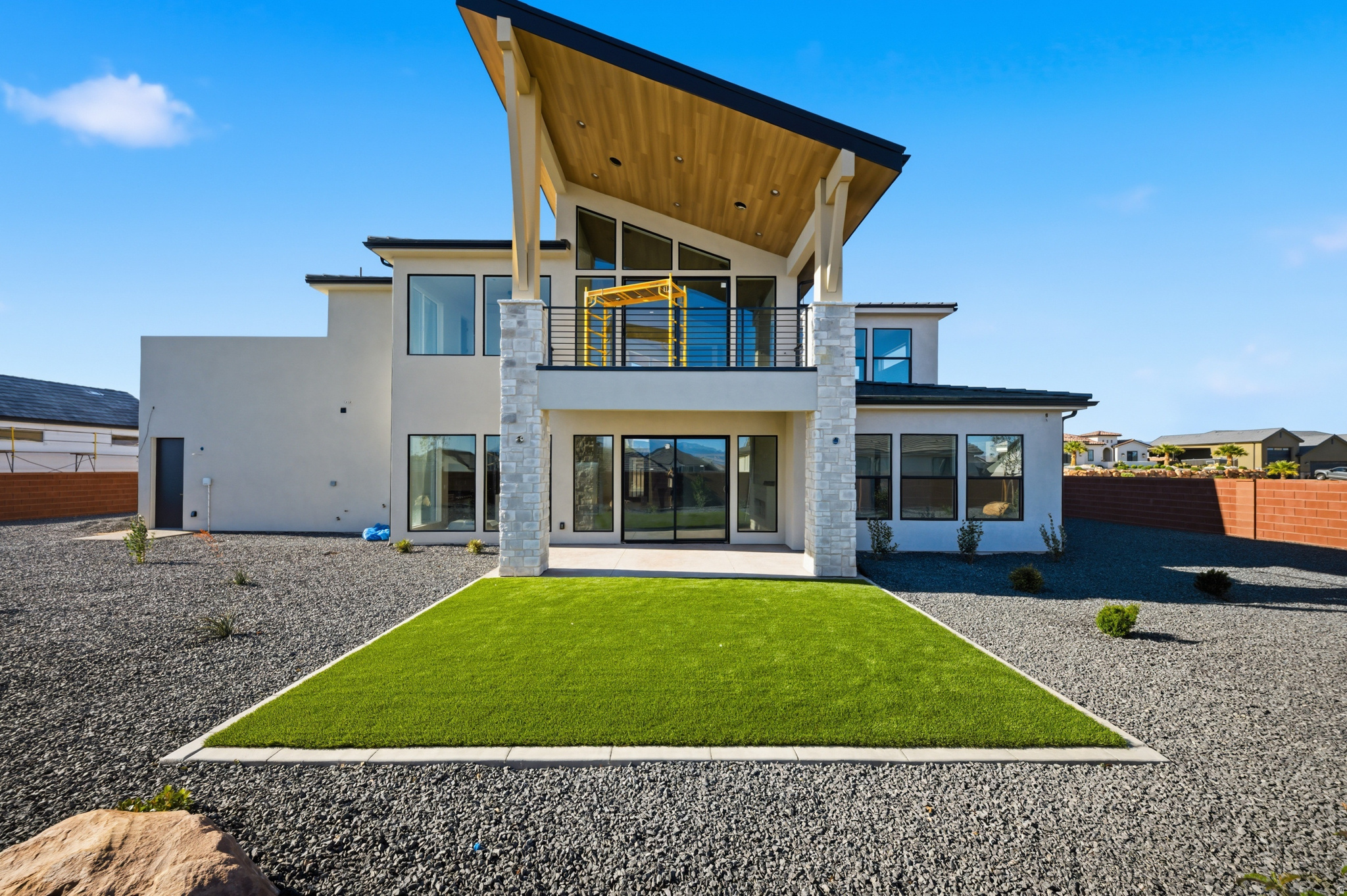 DESERT SOLACE - Residential